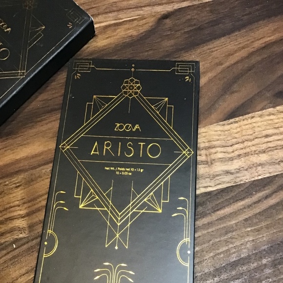 Zoeva aristo eyeshadow pallet, bnib pallet - Picture 9 of 10